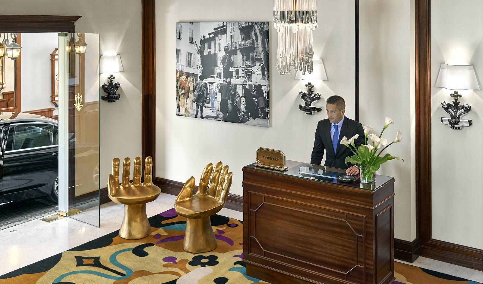 Hotel Juana Екстер'єр фото