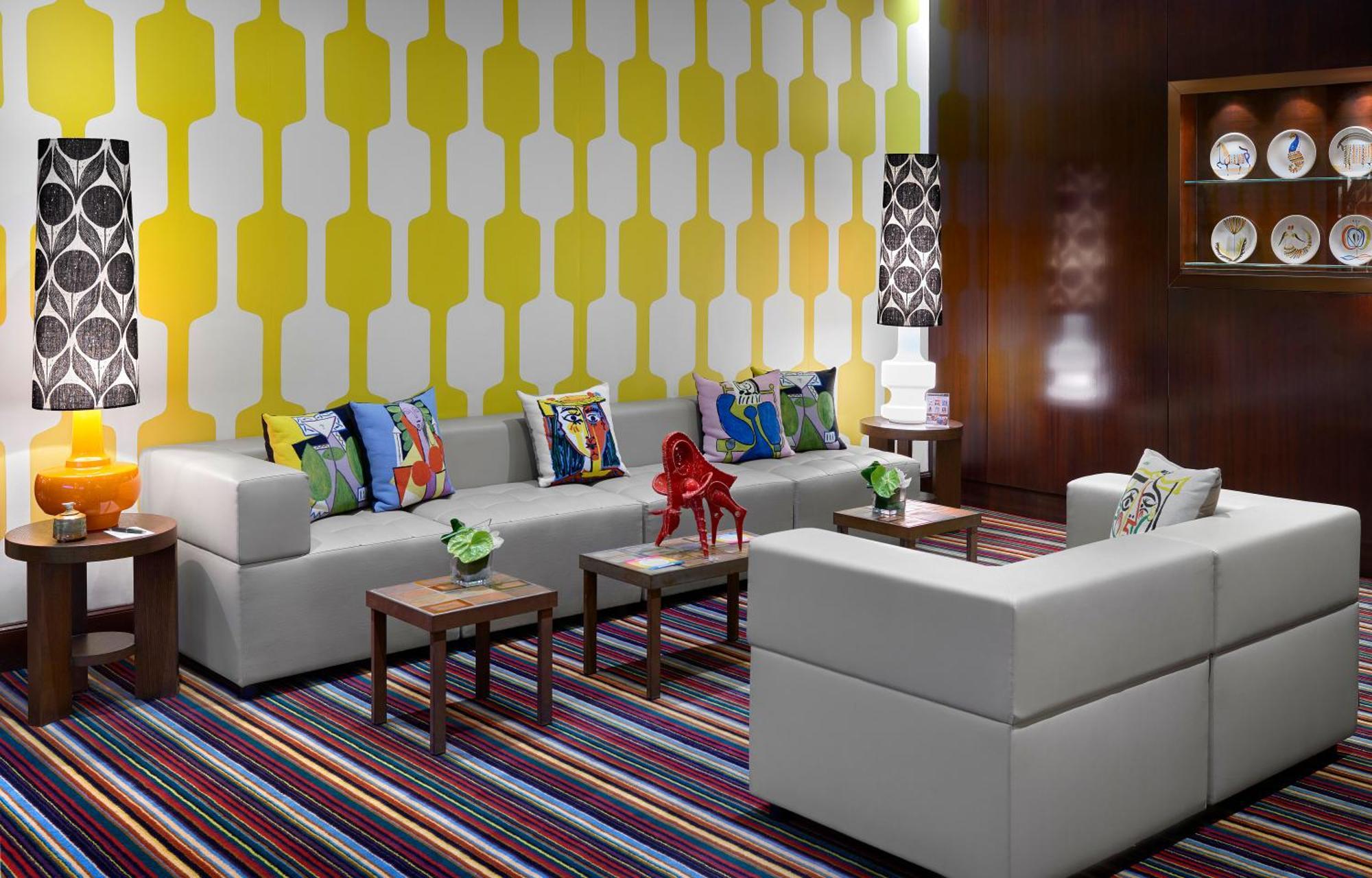Hotel Juana Екстер'єр фото