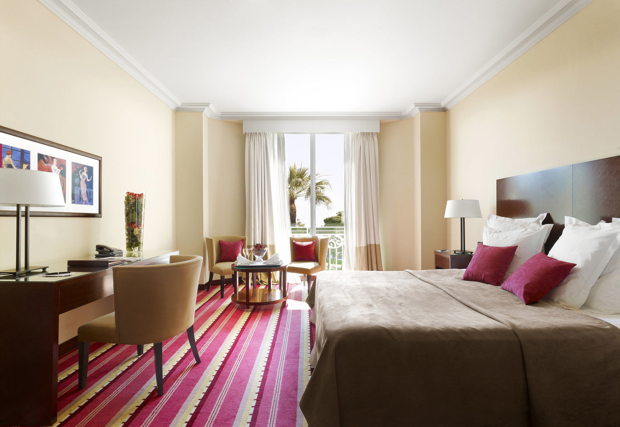 Hotel Juana Екстер'єр фото