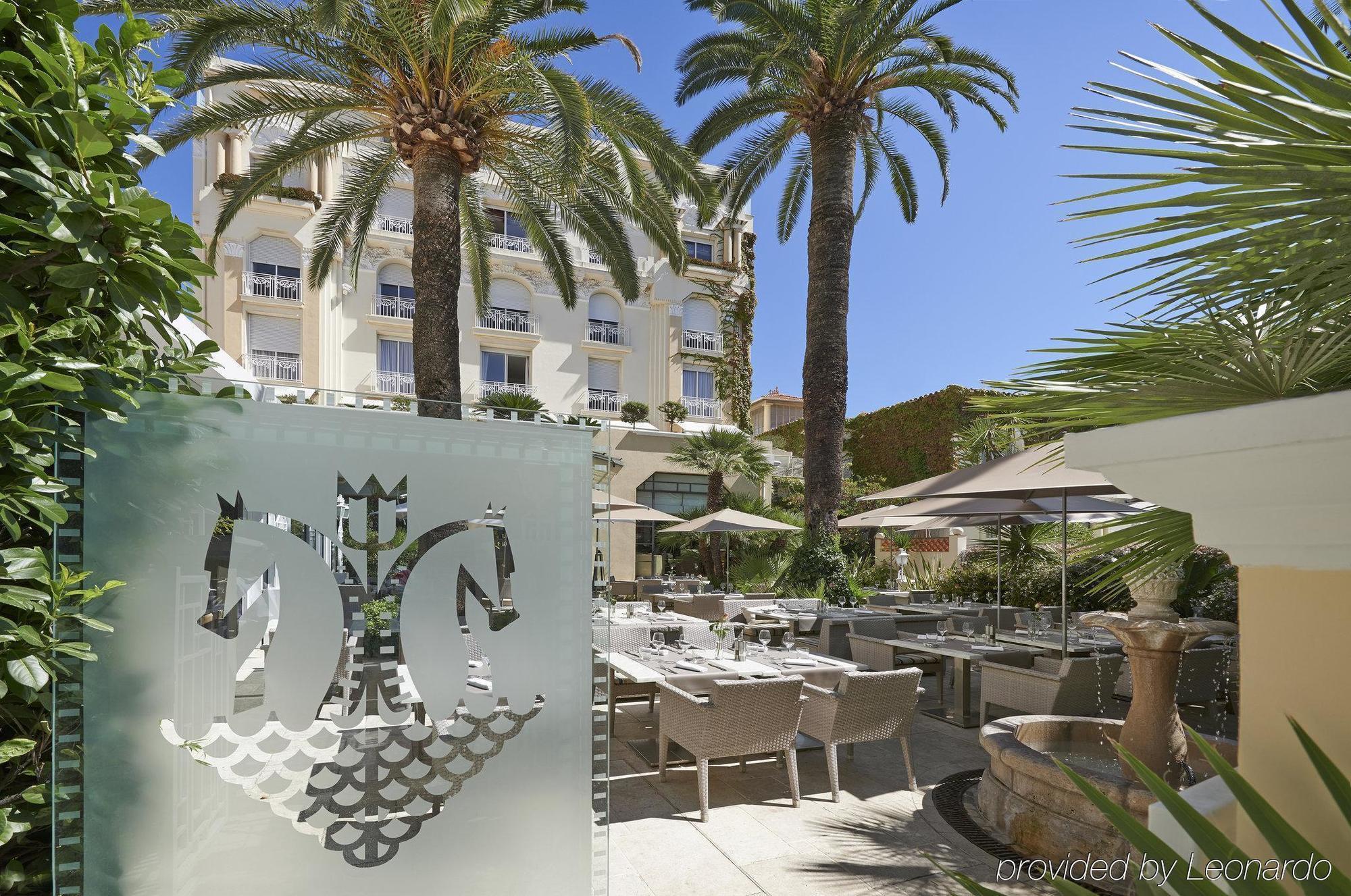 Hotel Juana Екстер'єр фото