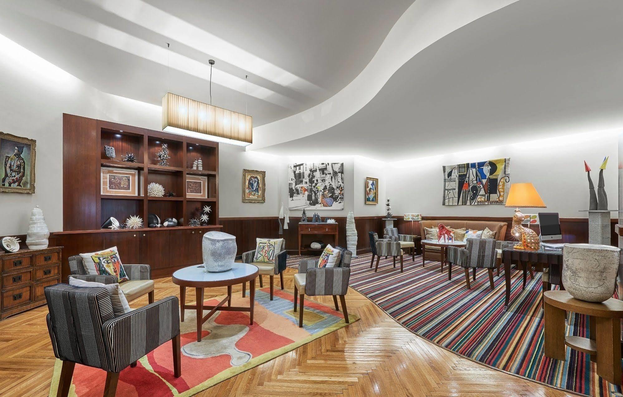 Hotel Juana Екстер'єр фото